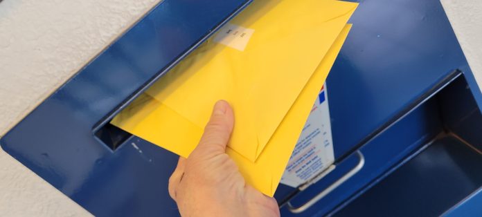 Mail and Package Delivery! US Postal Service!